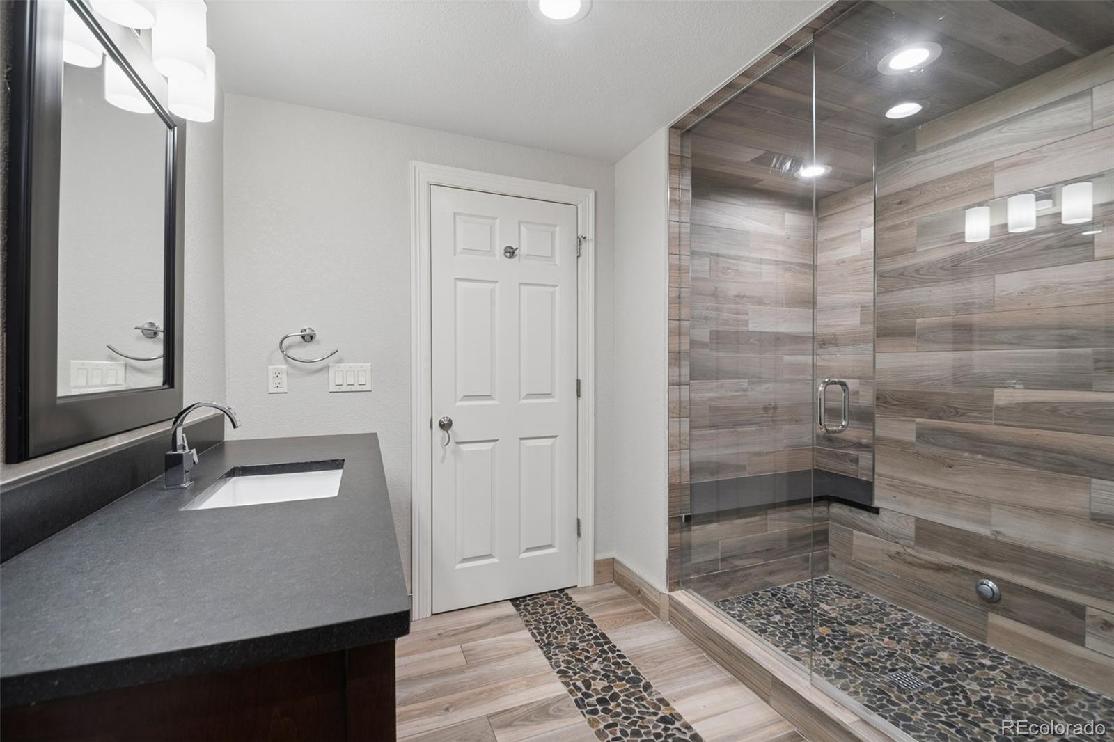 4443 W Cottonwood Place