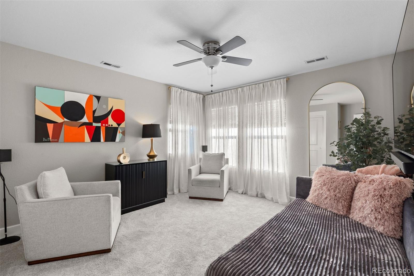 25045 E Park Crescent Drive