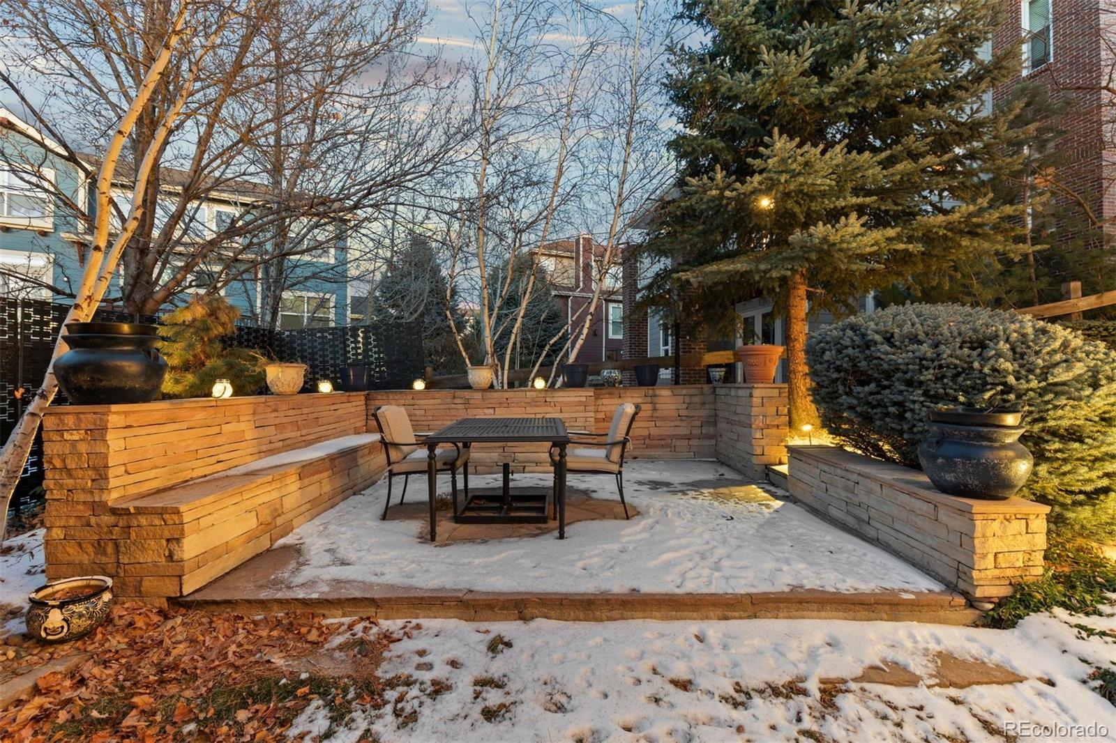 25045 E Park Crescent Drive