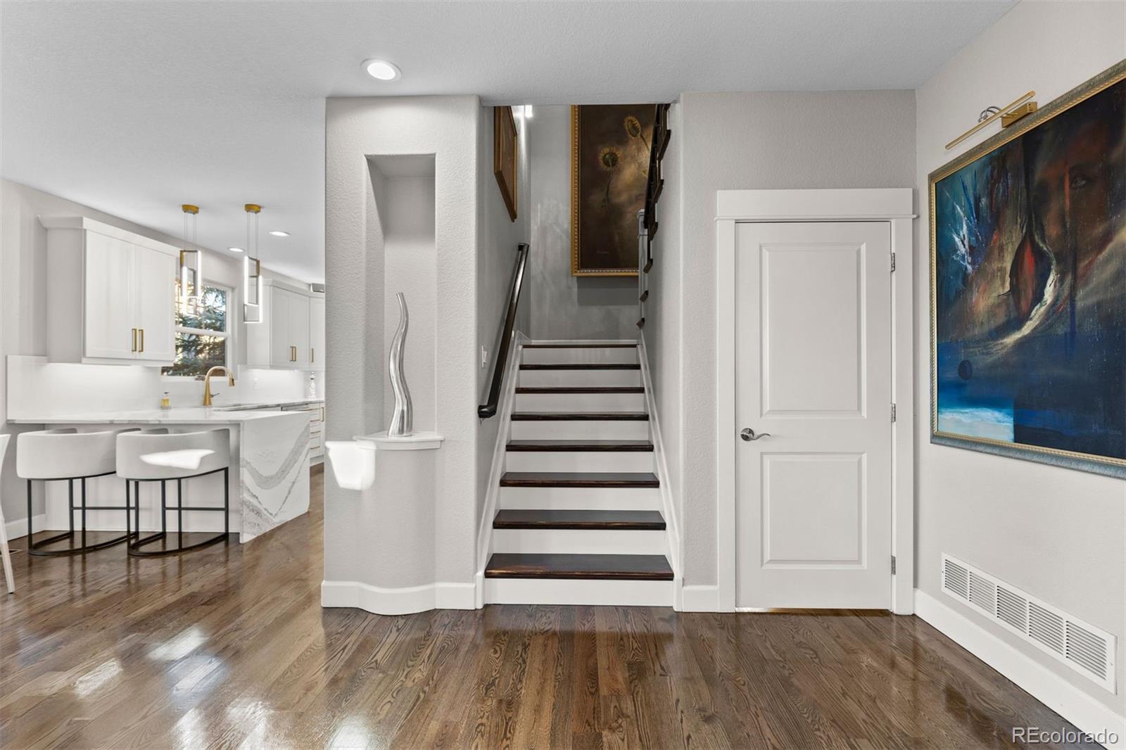 25045 E Park Crescent Drive