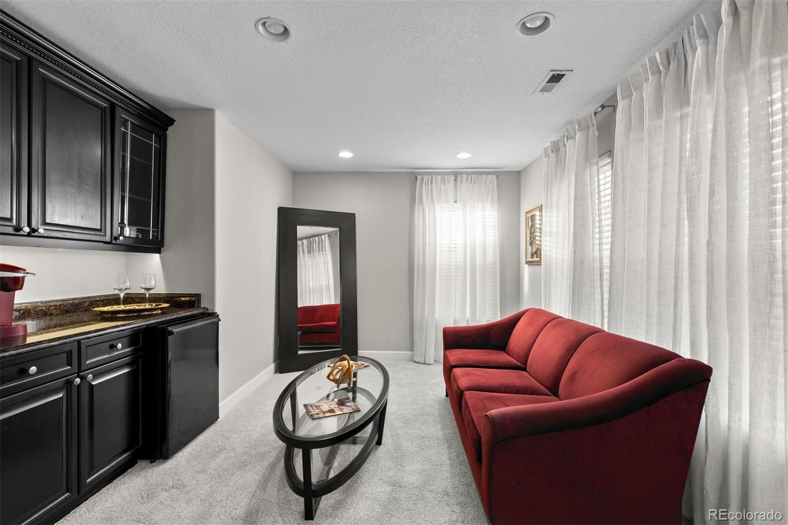 25045 E Park Crescent Drive