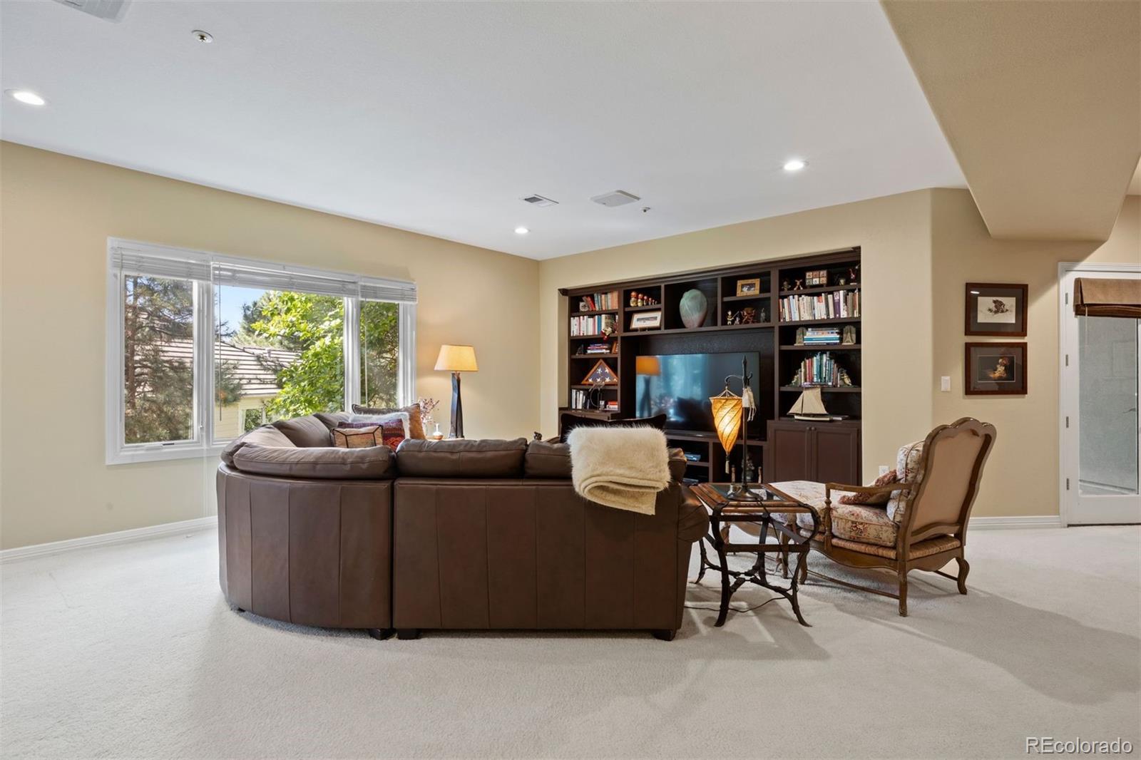 3228 Country Club Parkway