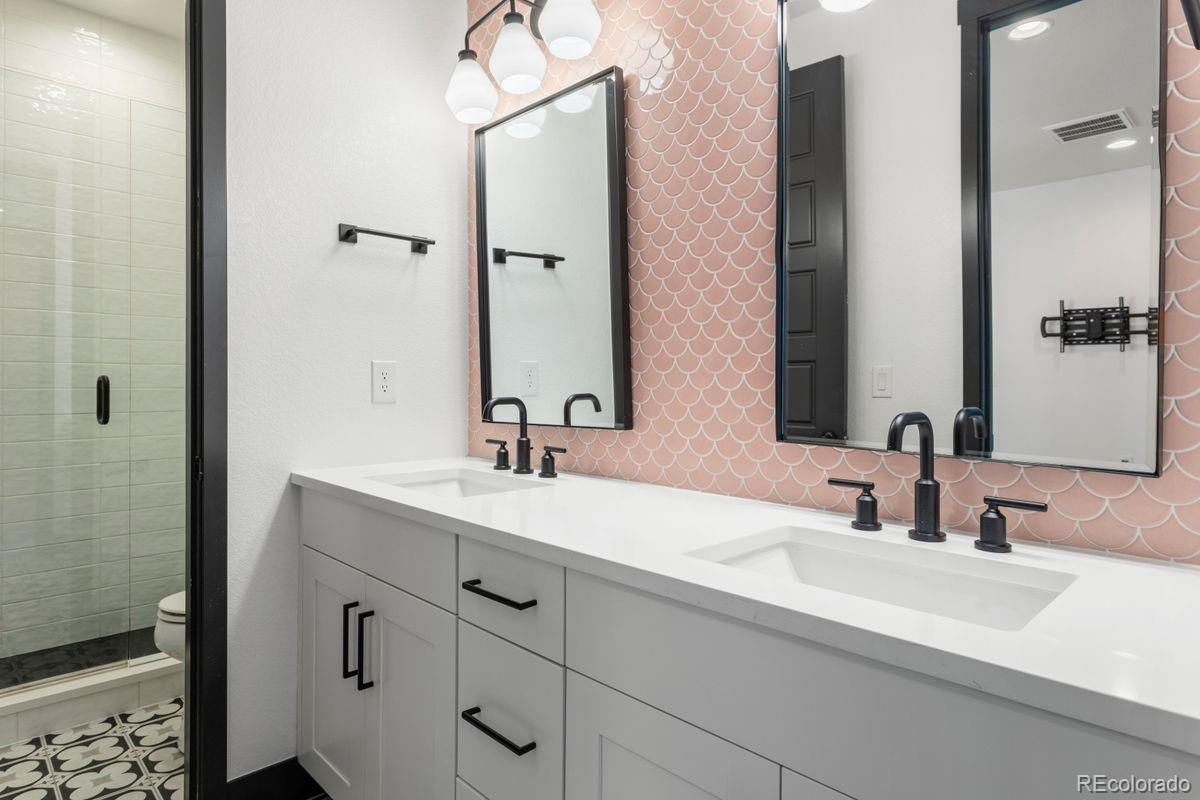 3375 Offbeaten Place