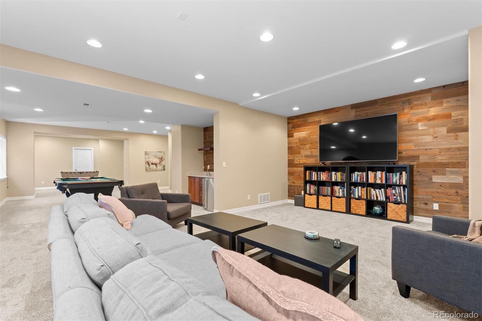 3860 Fairbrook Point