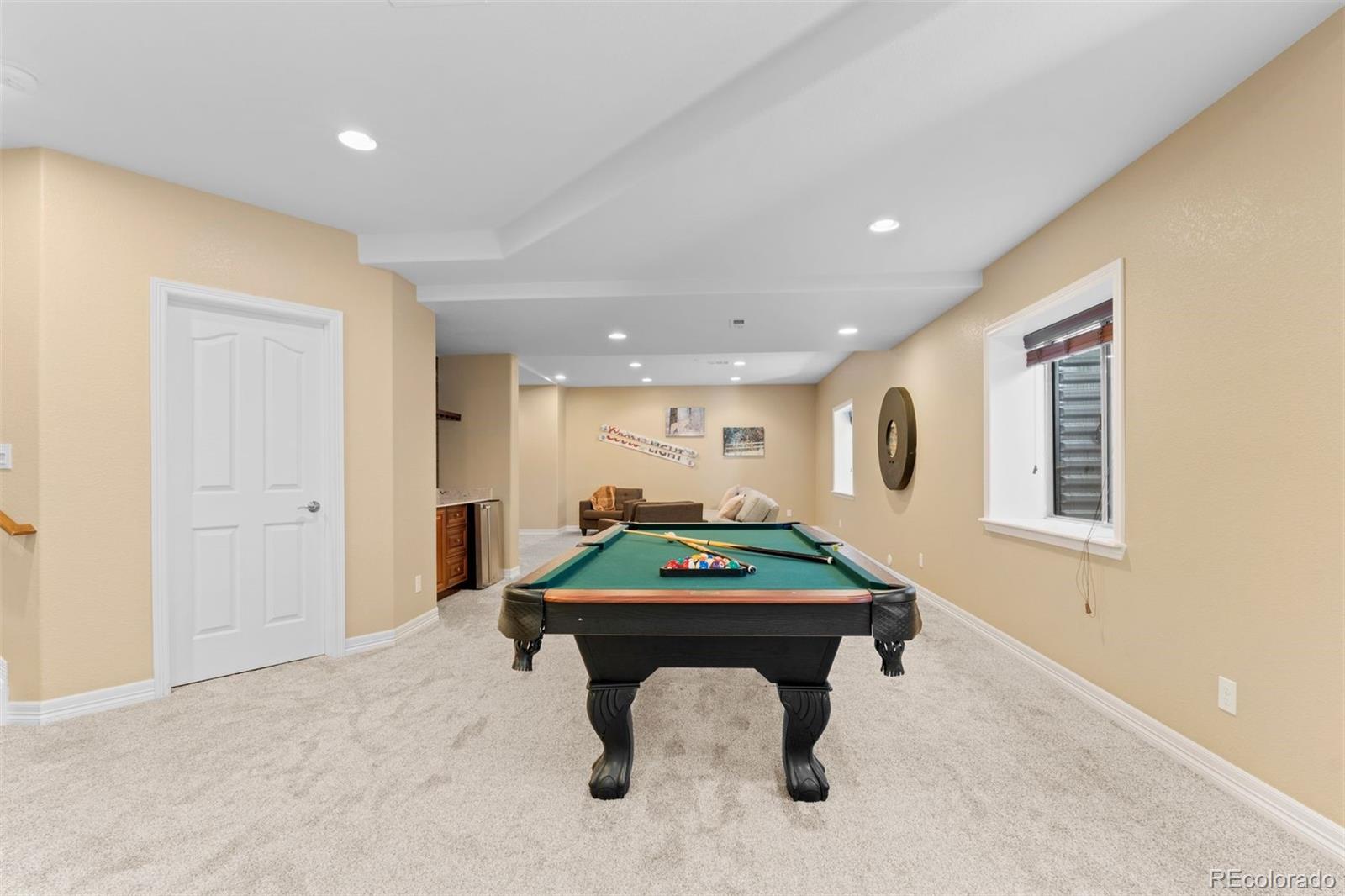 3860 Fairbrook Point