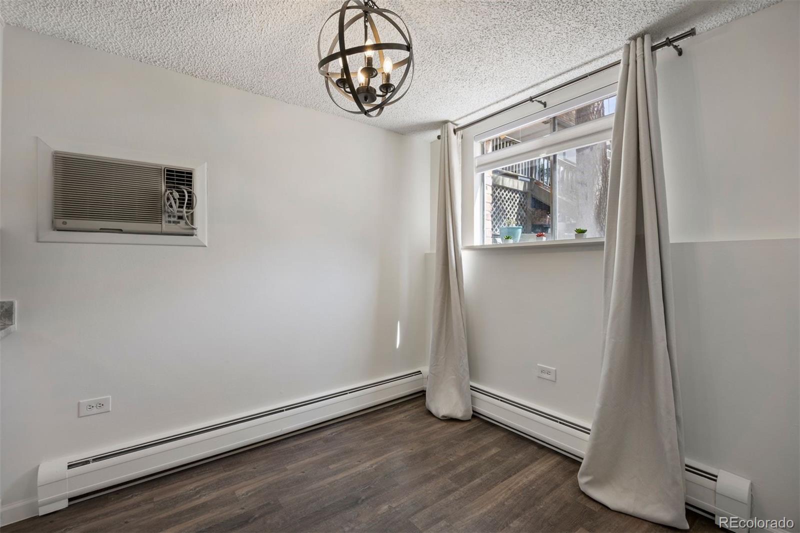 2700 S Holly Street Unit: 100