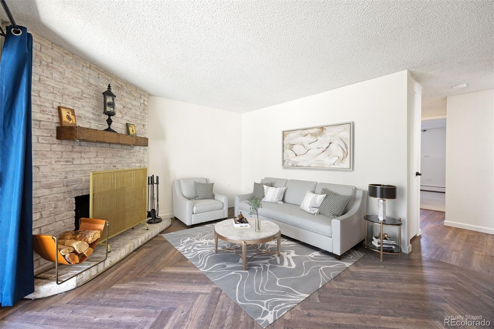 2700 S Holly Street Unit: 100