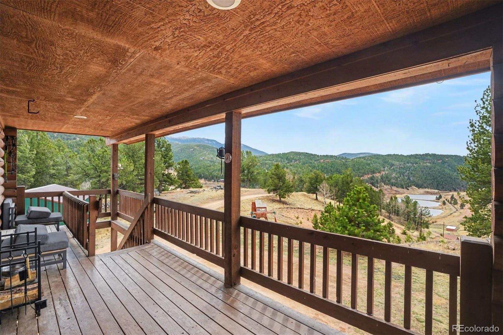 220 Rocky Mountain View