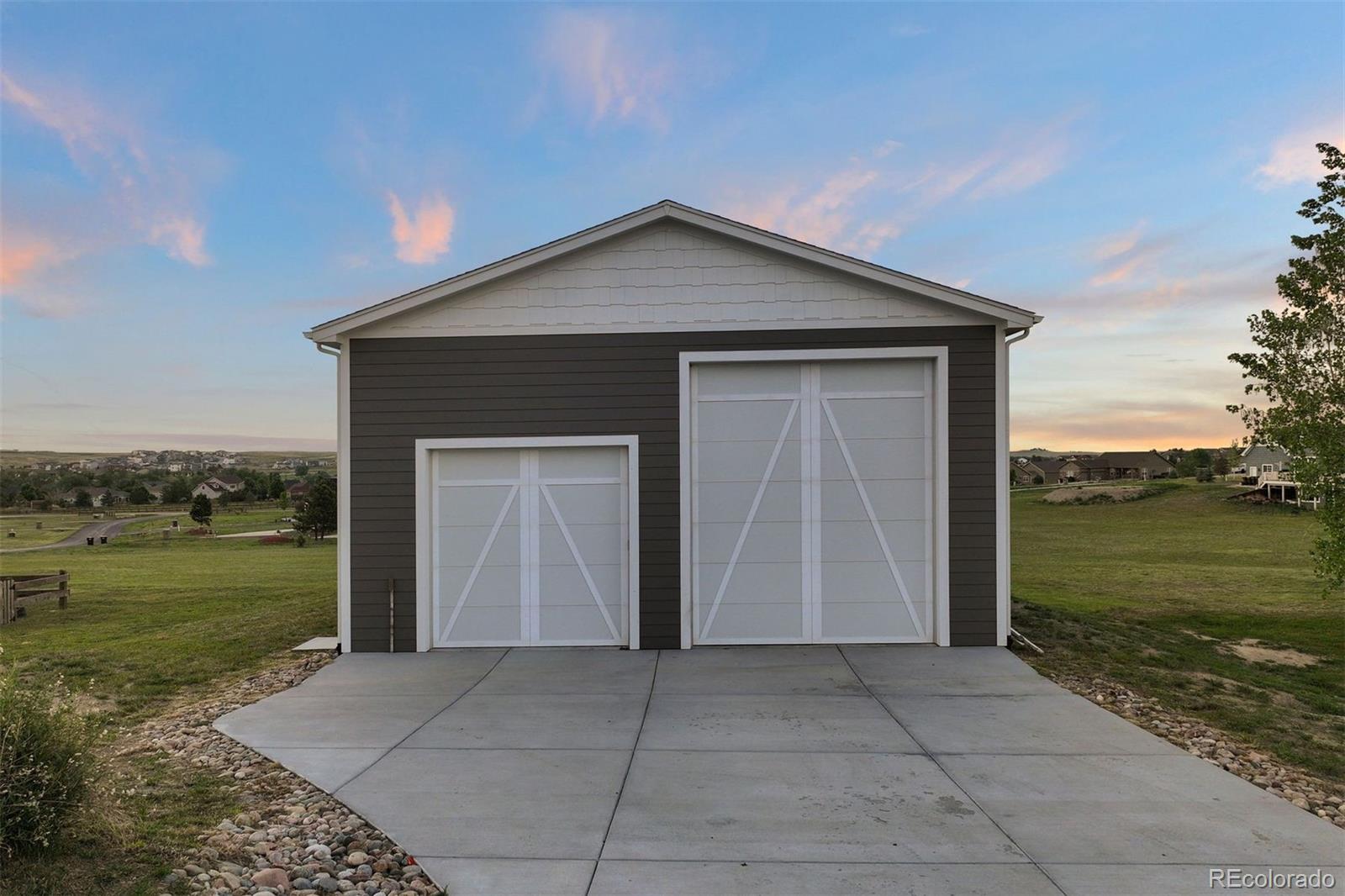 41875 E Muirfield Loop