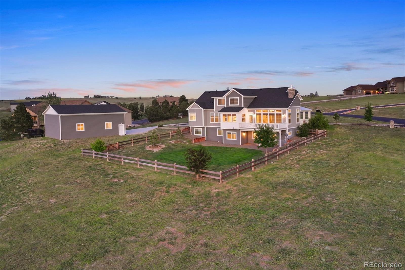 41875 E Muirfield Loop