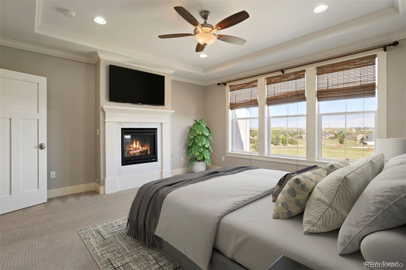 41875 E Muirfield Loop