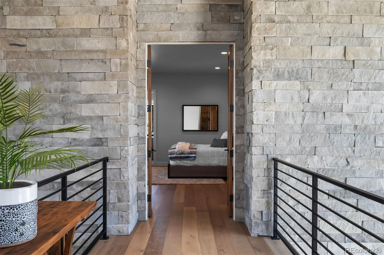 7868 Forest Keep Circle