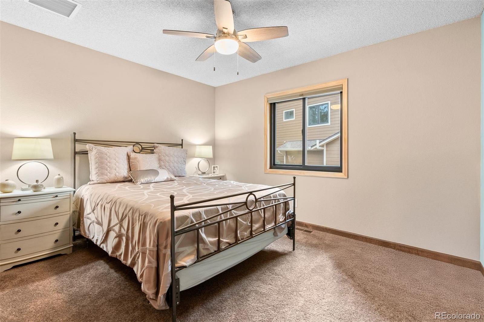 9724 E Villasur Court