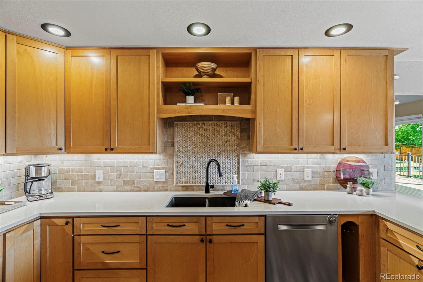 7636 Windford
