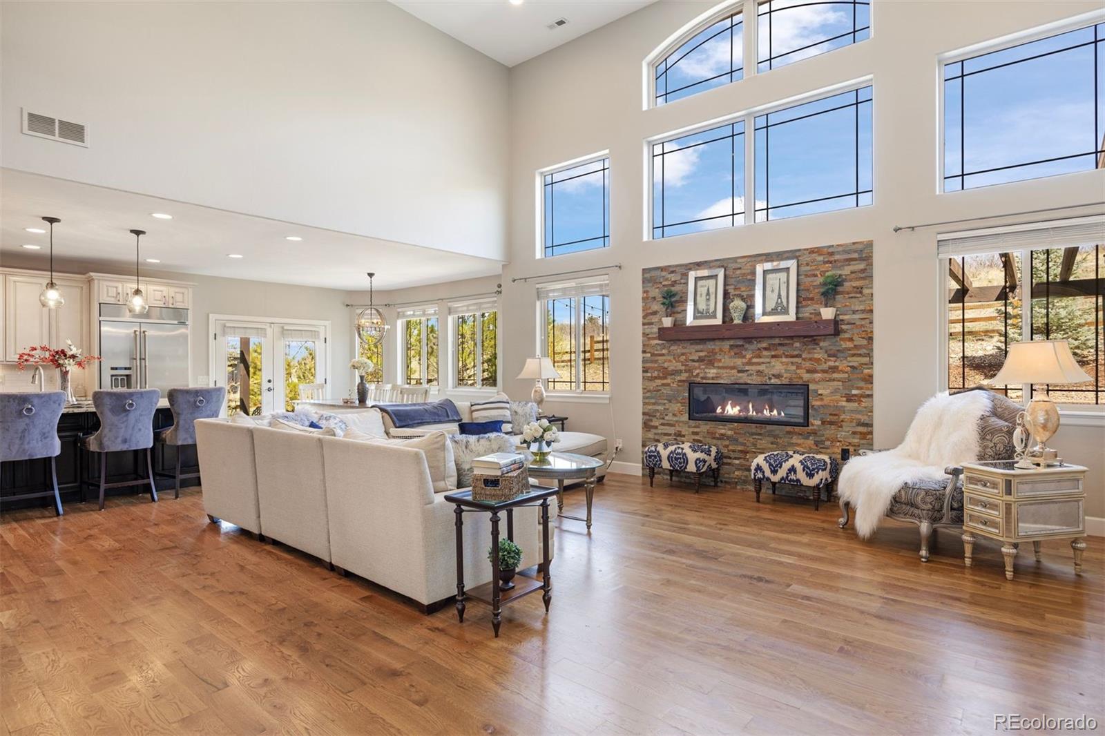 223 Castlemaine Court