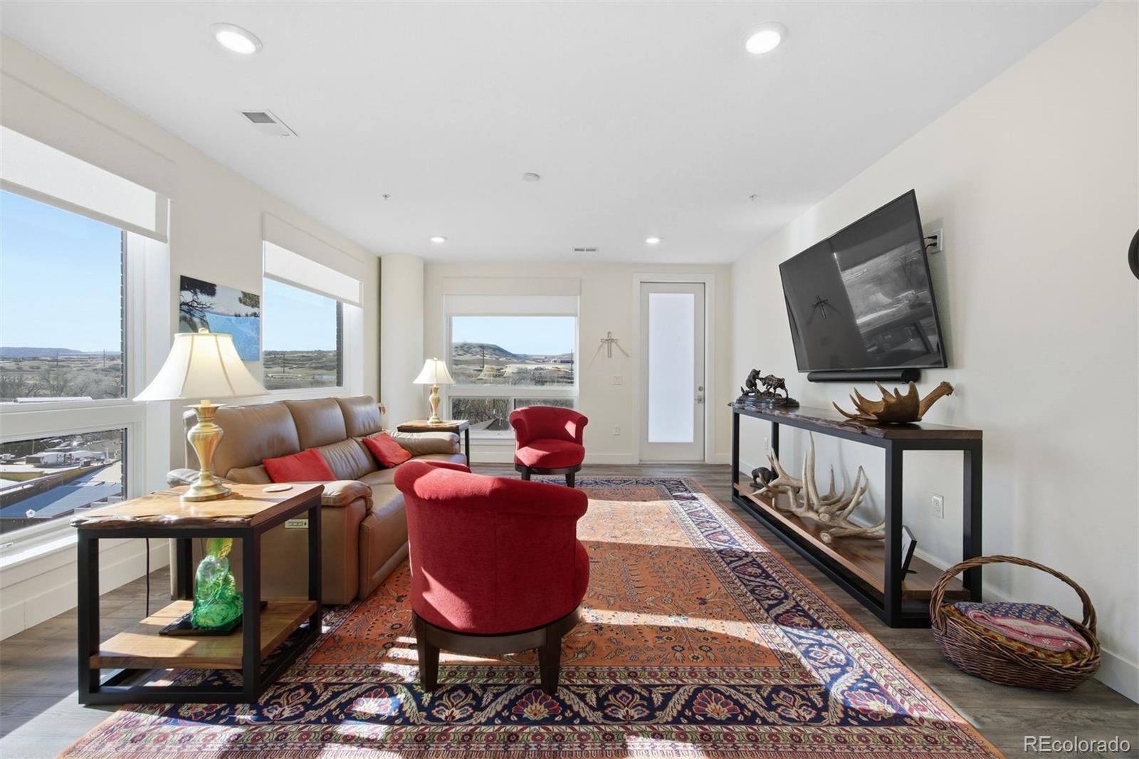 20 Wilcox Street Unit: 423