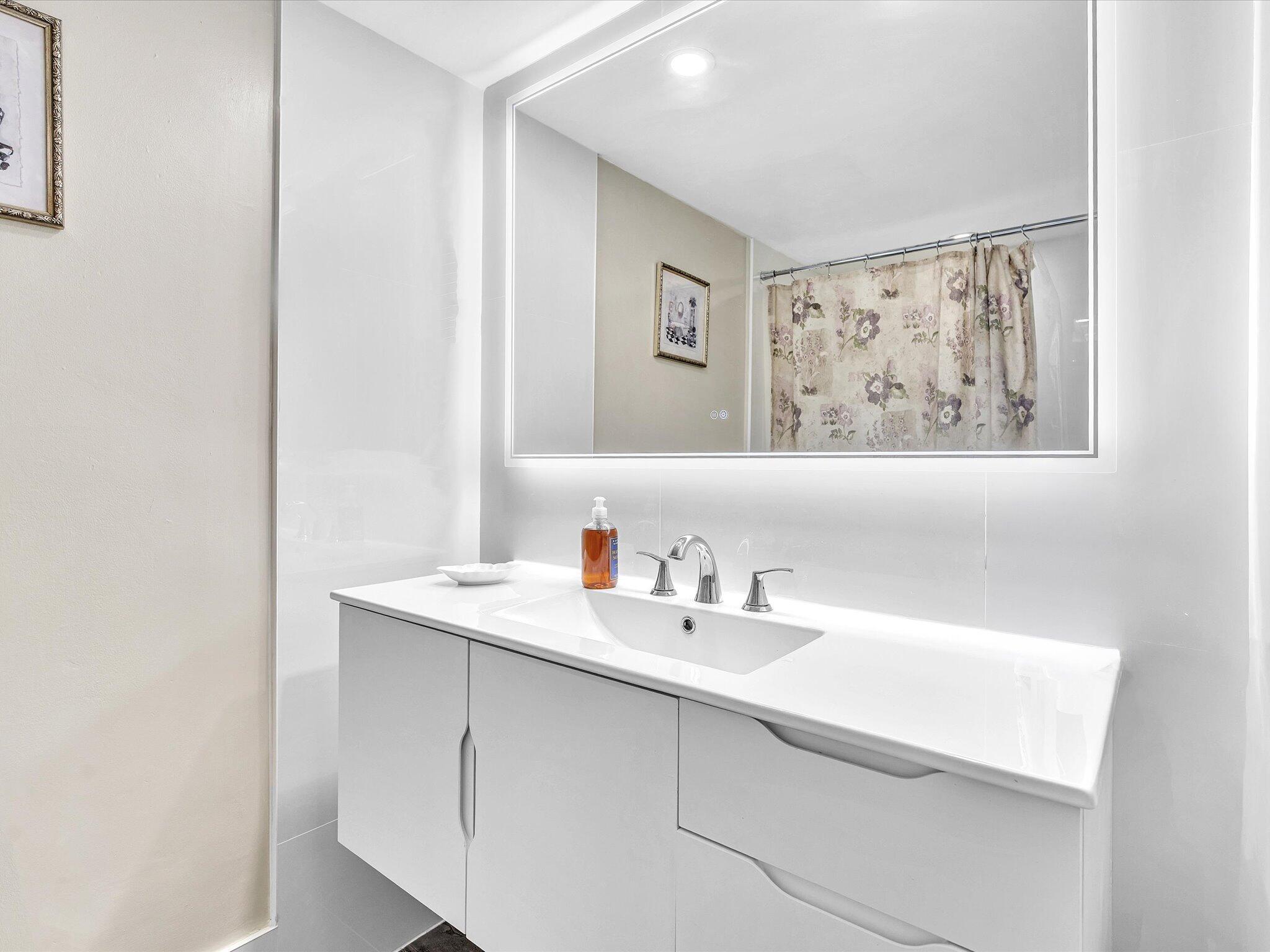 100 Ashbury Road 103