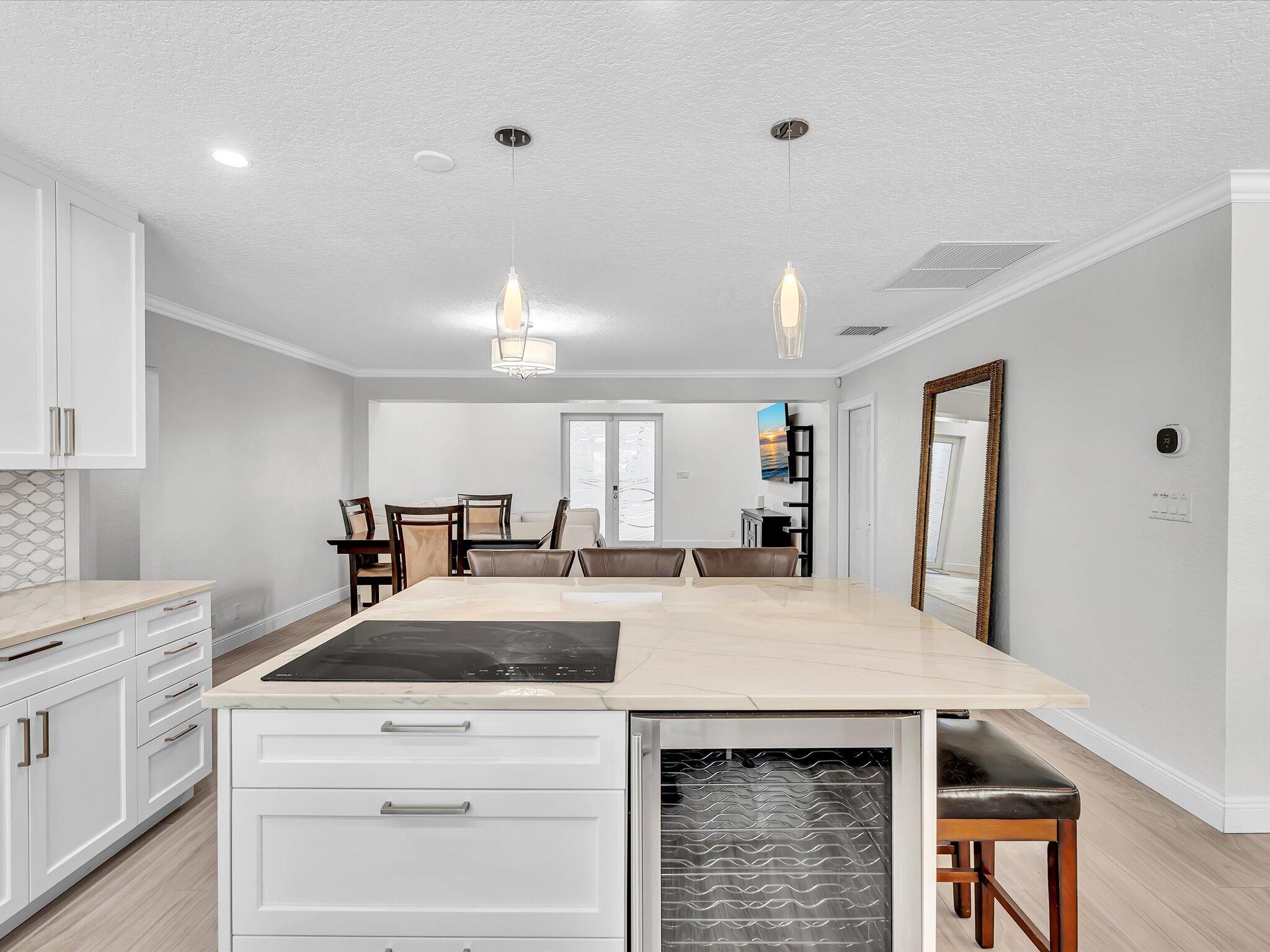 948 SE 10TH Court