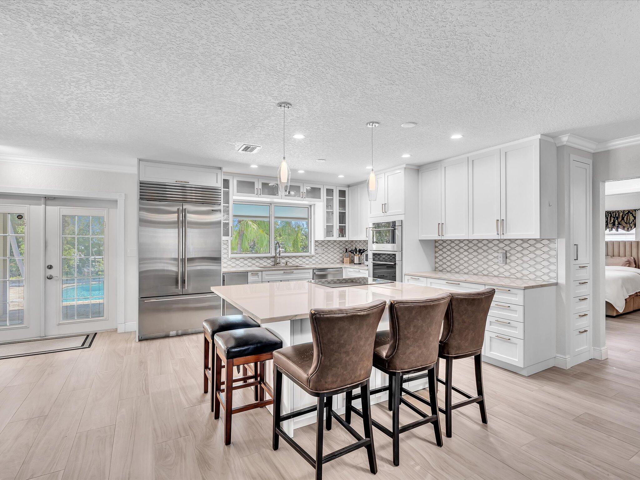 948 SE 10TH Court