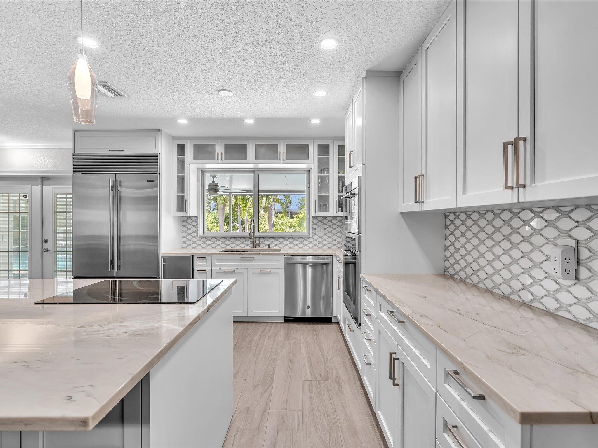 948 SE 10TH Court