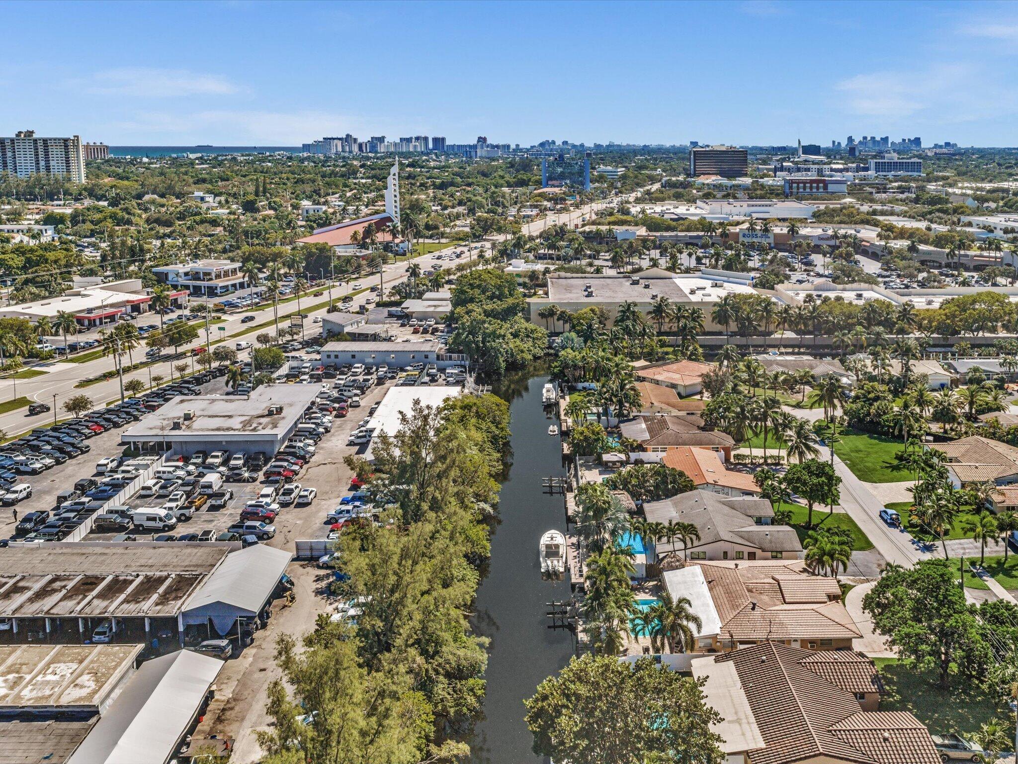 948 SE 10TH Court