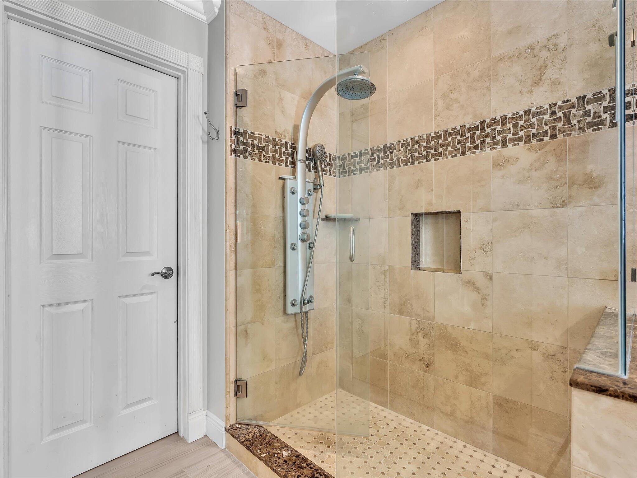 948 SE 10TH Court