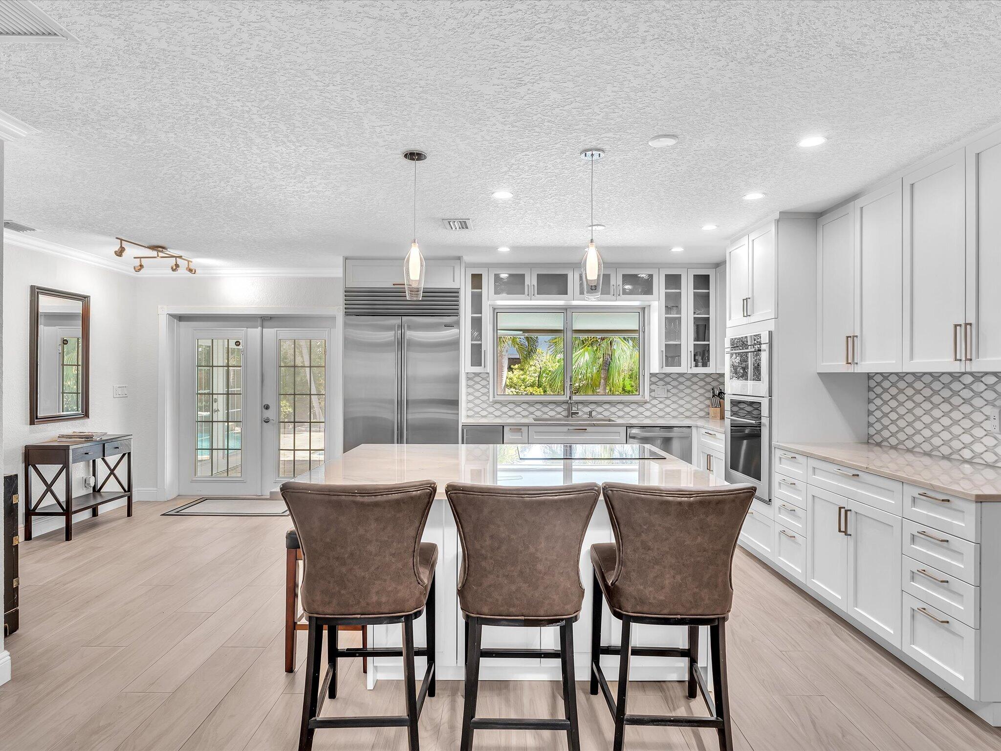 948 SE 10TH Court