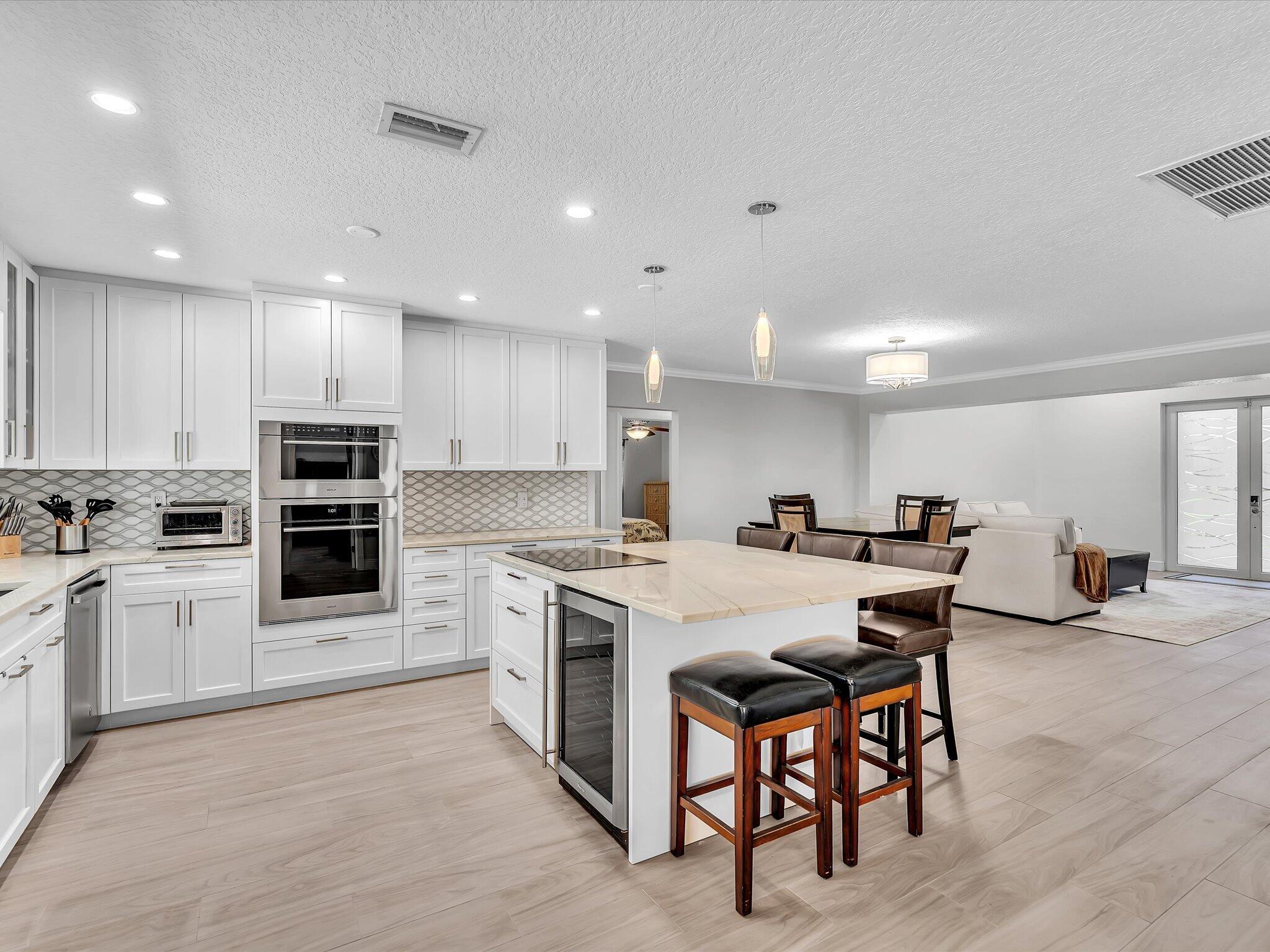 948 SE 10TH Court