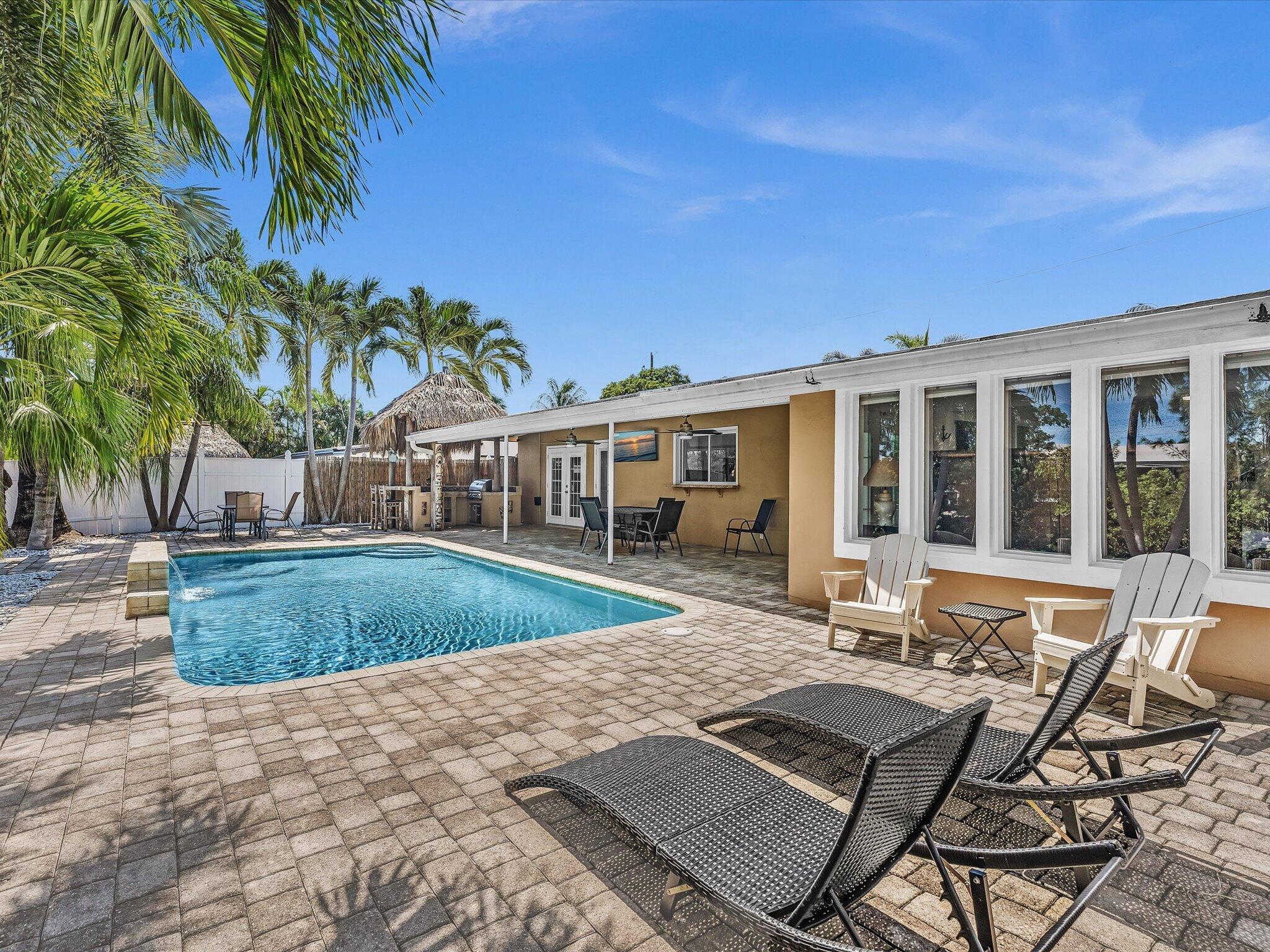 948 SE 10TH Court
