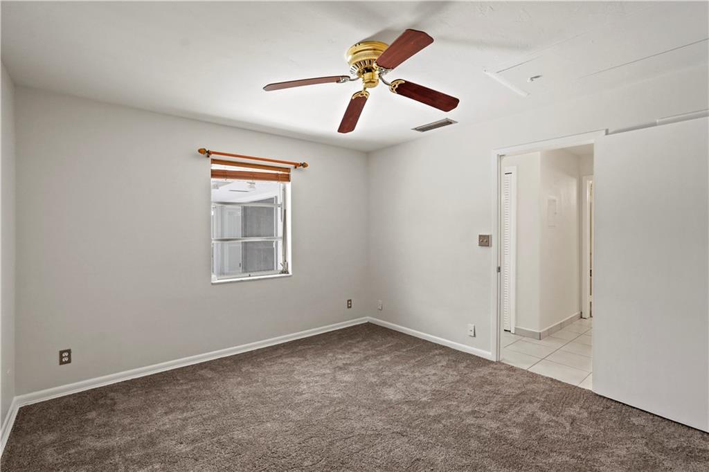 11 East Ct 11