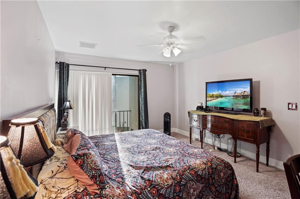 1801 Consulate Pl 201