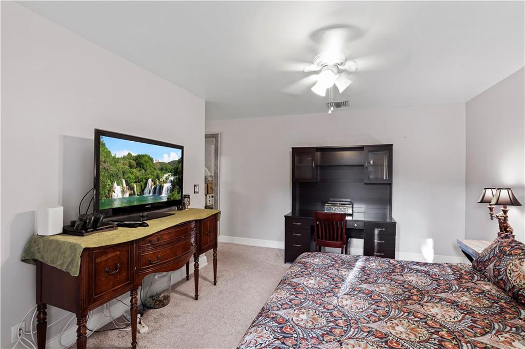 1801 Consulate Pl 201
