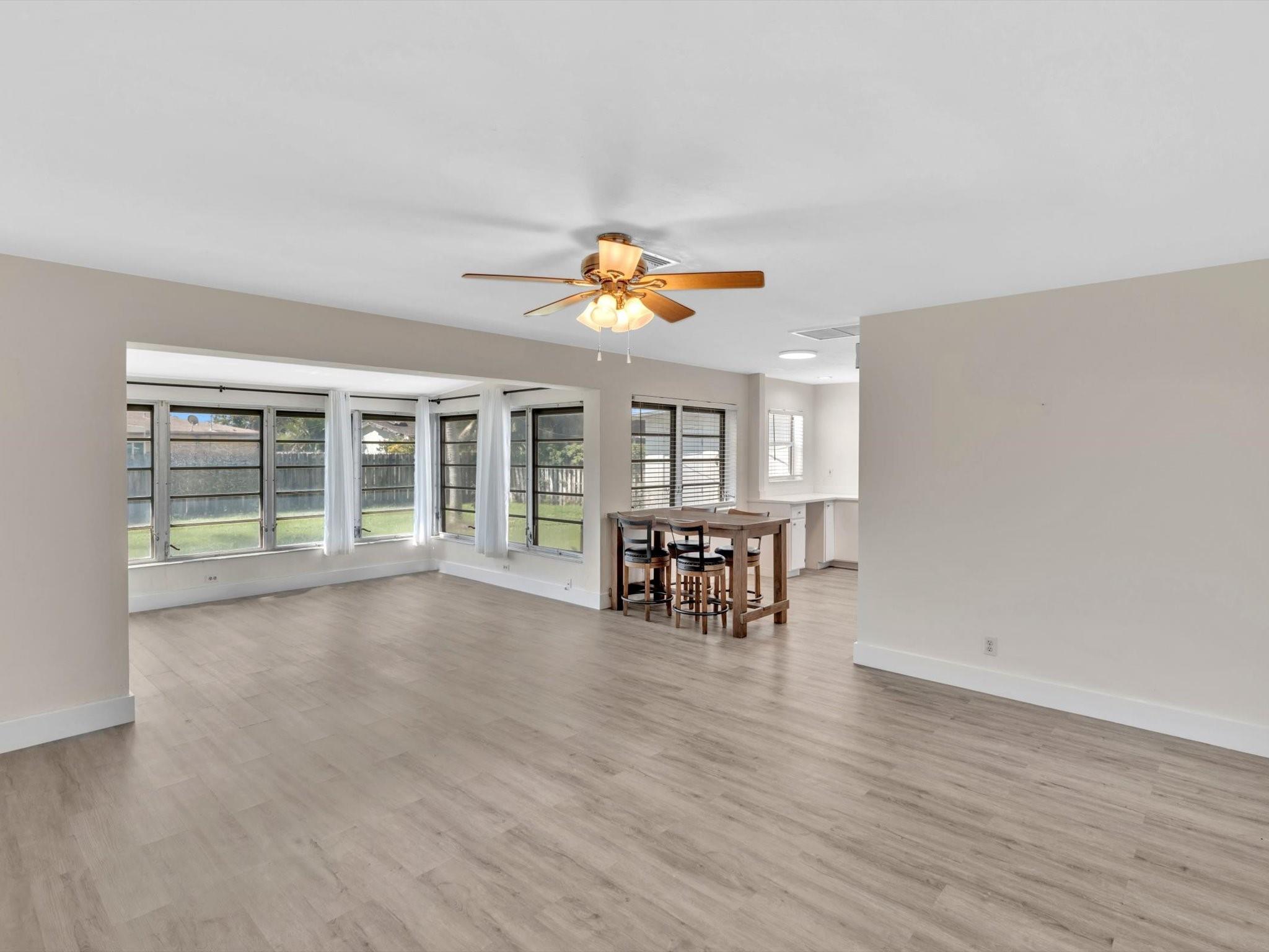 226 Algiers Ave