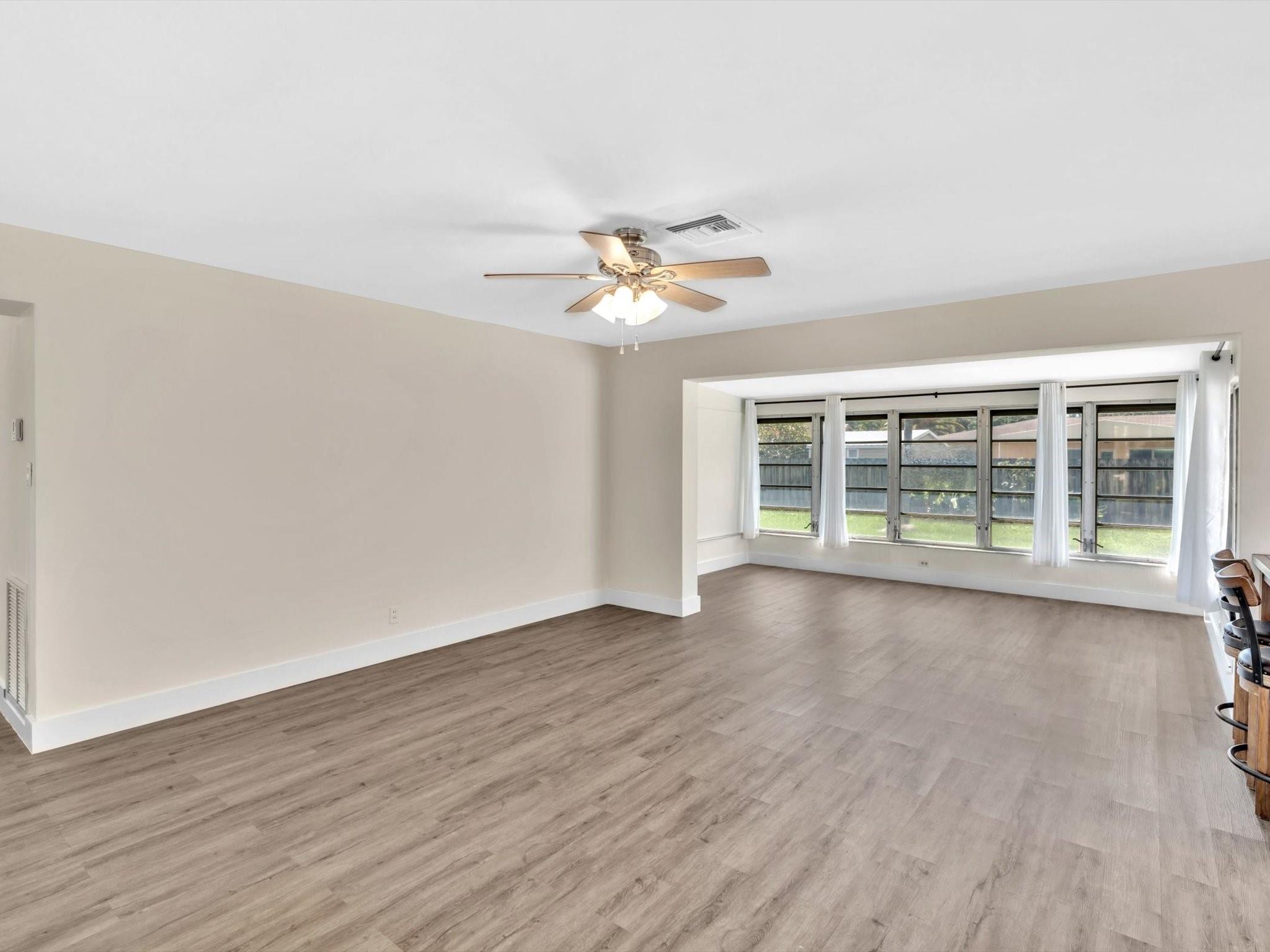 226 Algiers Ave