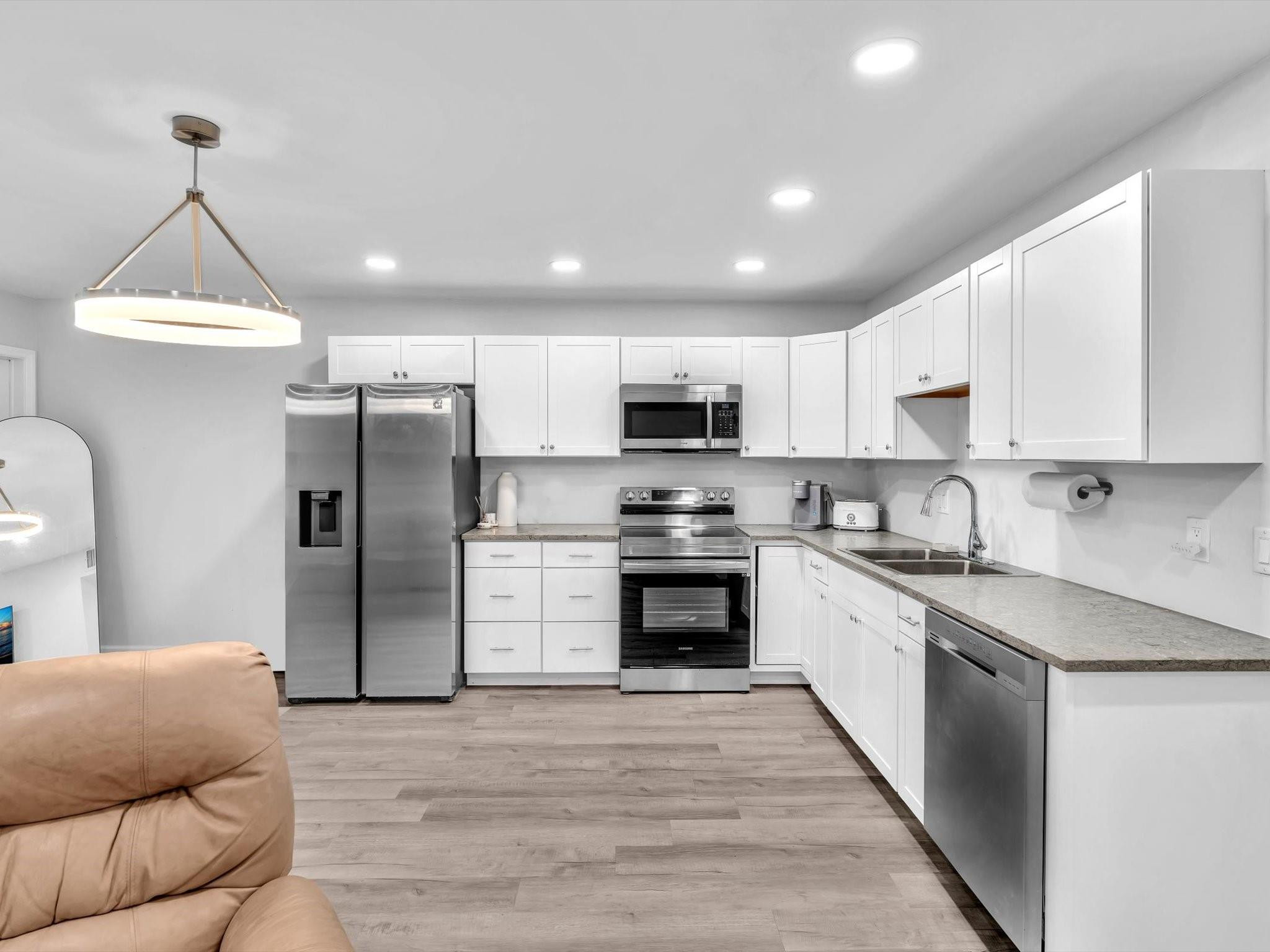5208 NE 24th Ter F108