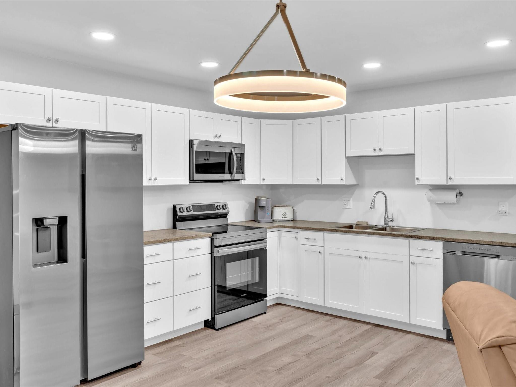5208 NE 24th Ter F108