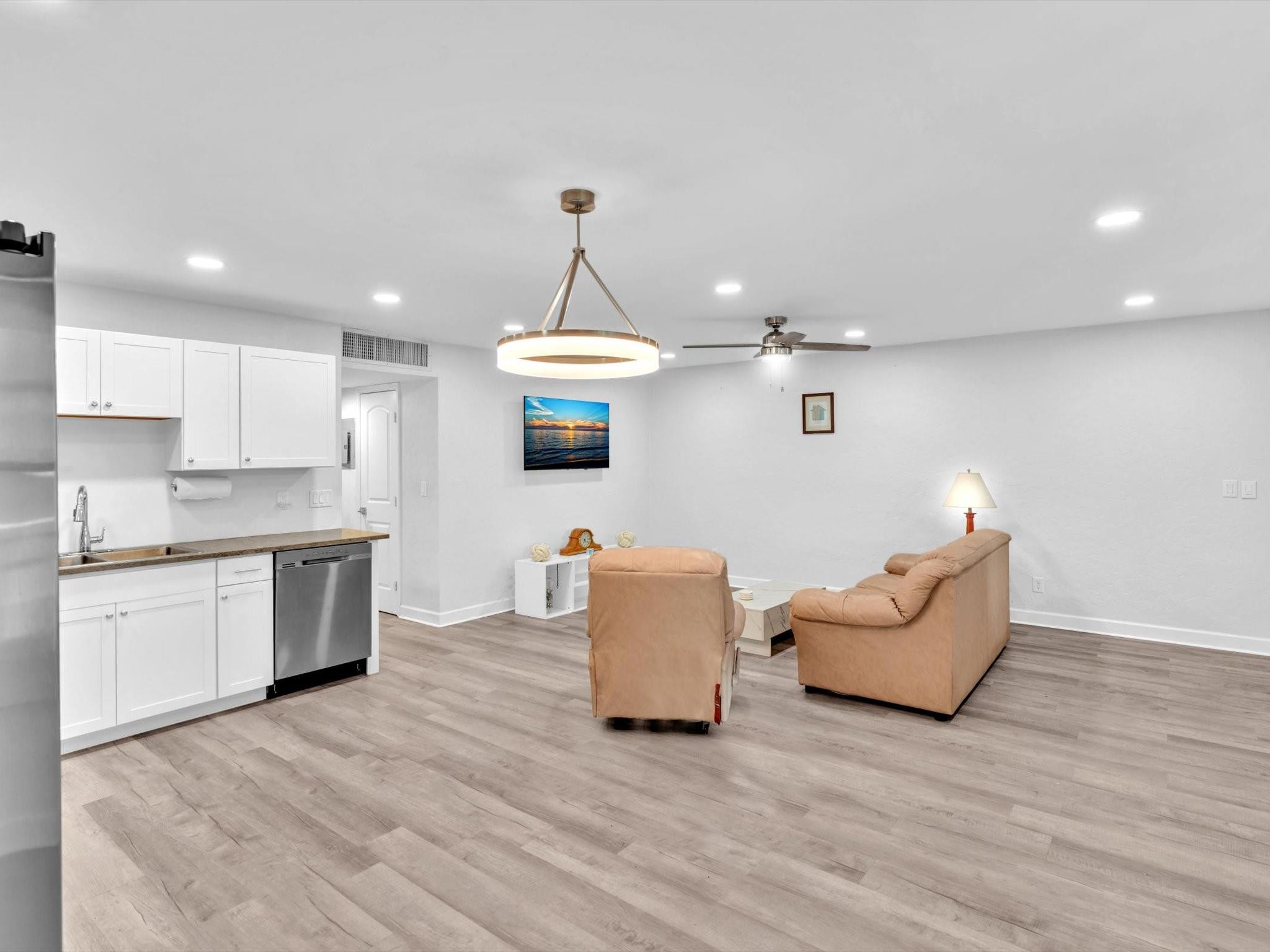 5208 NE 24th Ter F108