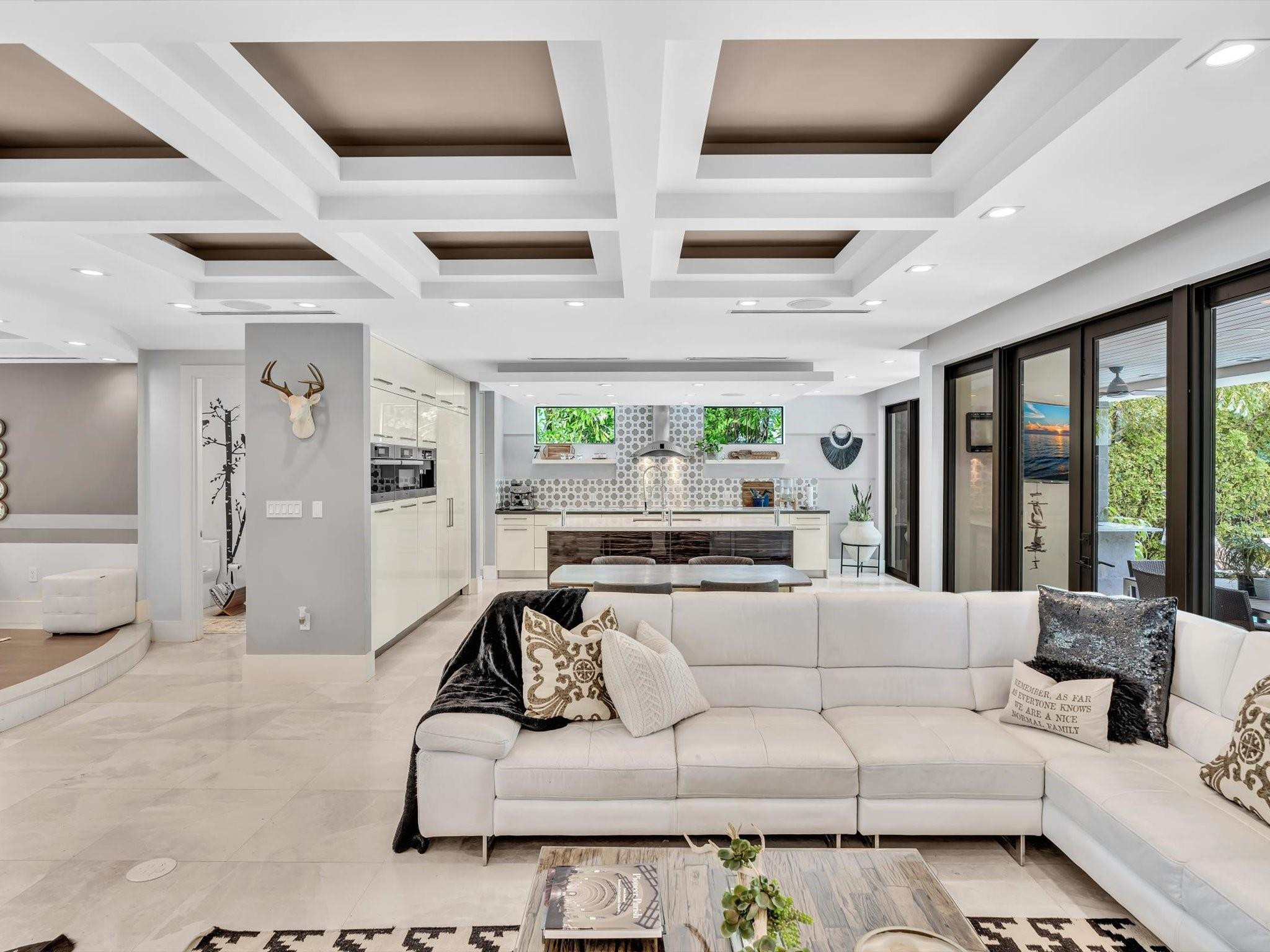 705 Ponce De Leon Dr