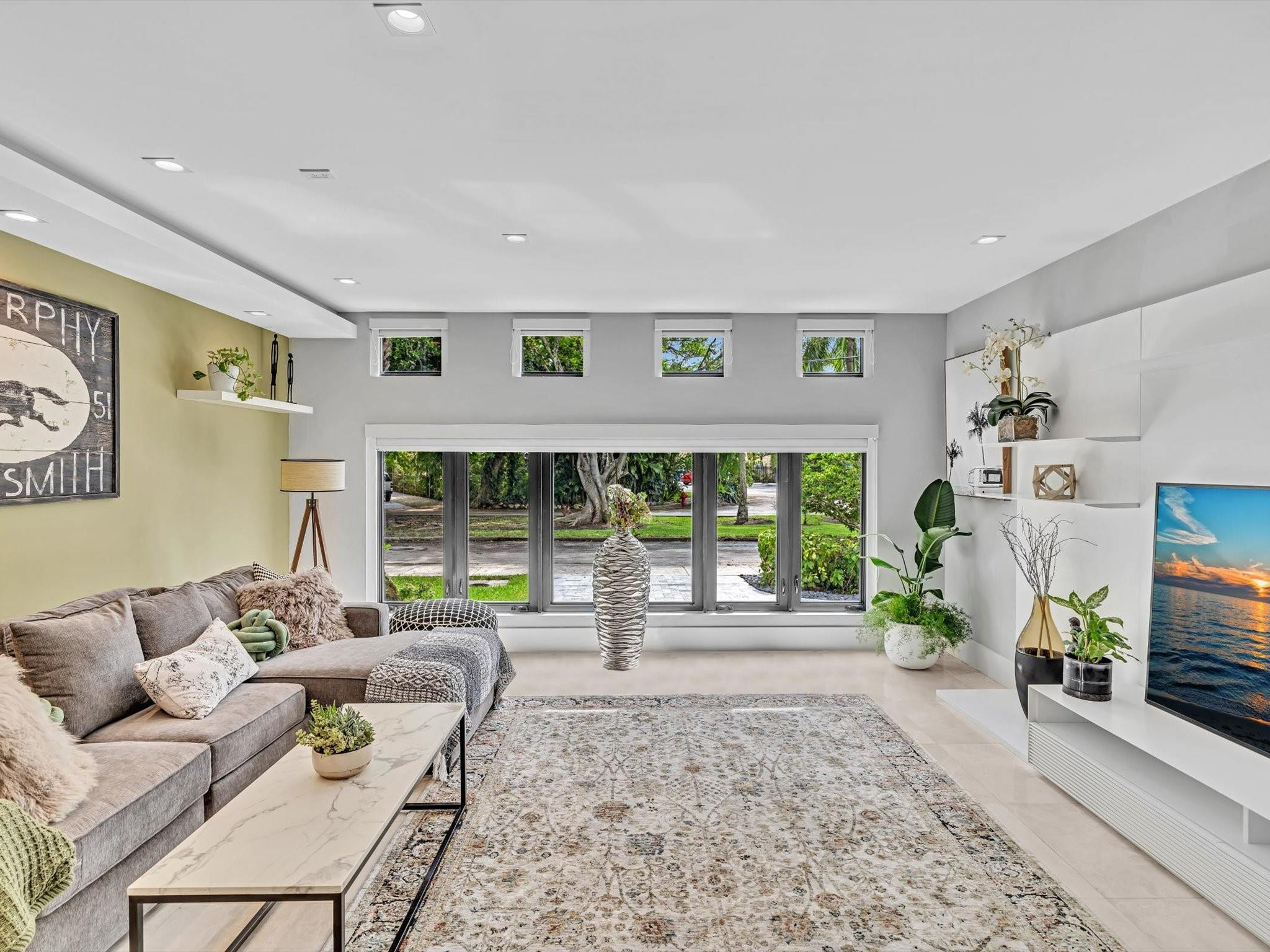 705 Ponce De Leon Dr