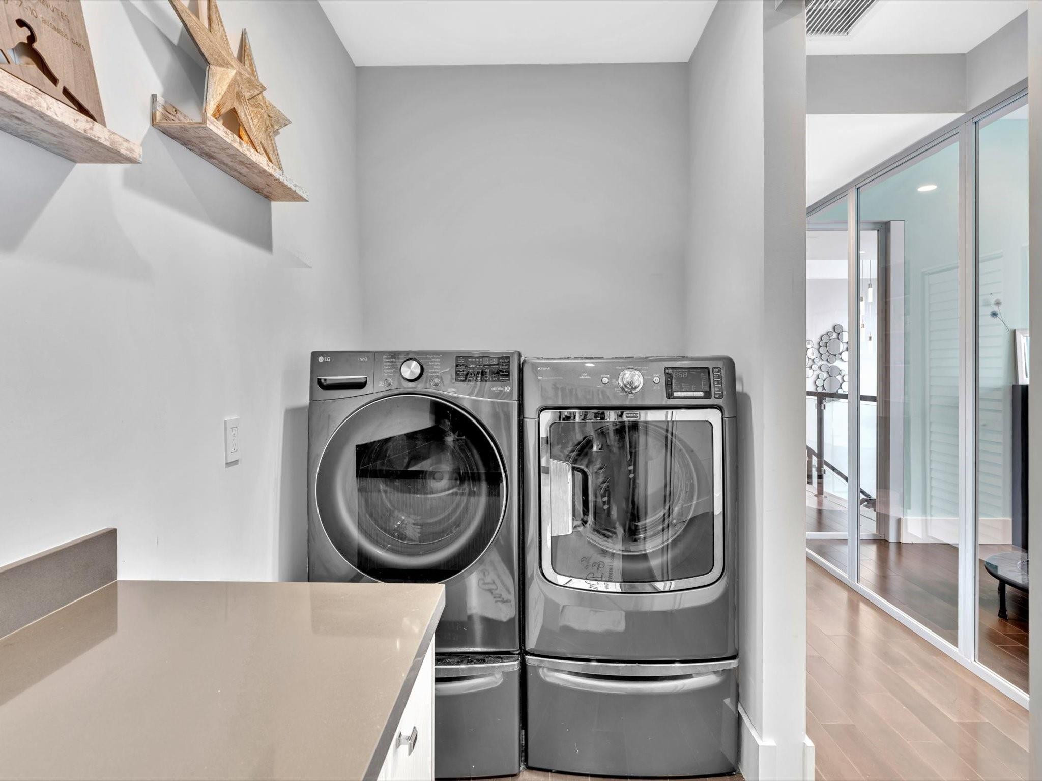 705 Ponce De Leon Dr