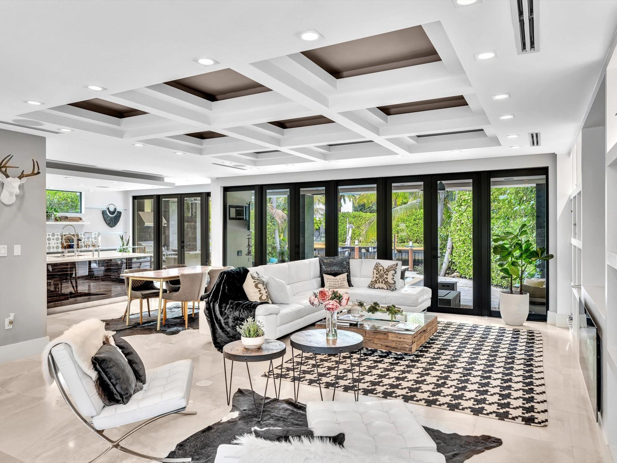 705 Ponce De Leon Dr