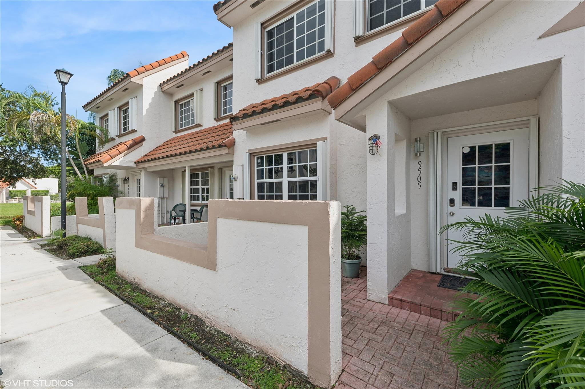 9505 NW 42nd St 9505