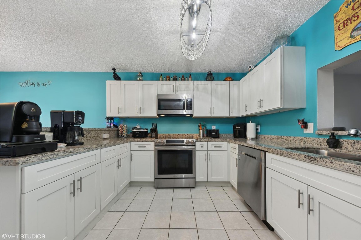 9505 NW 42nd St 9505