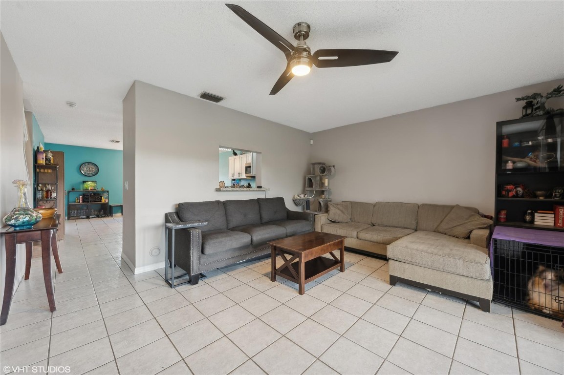 9505 NW 42nd St 9505