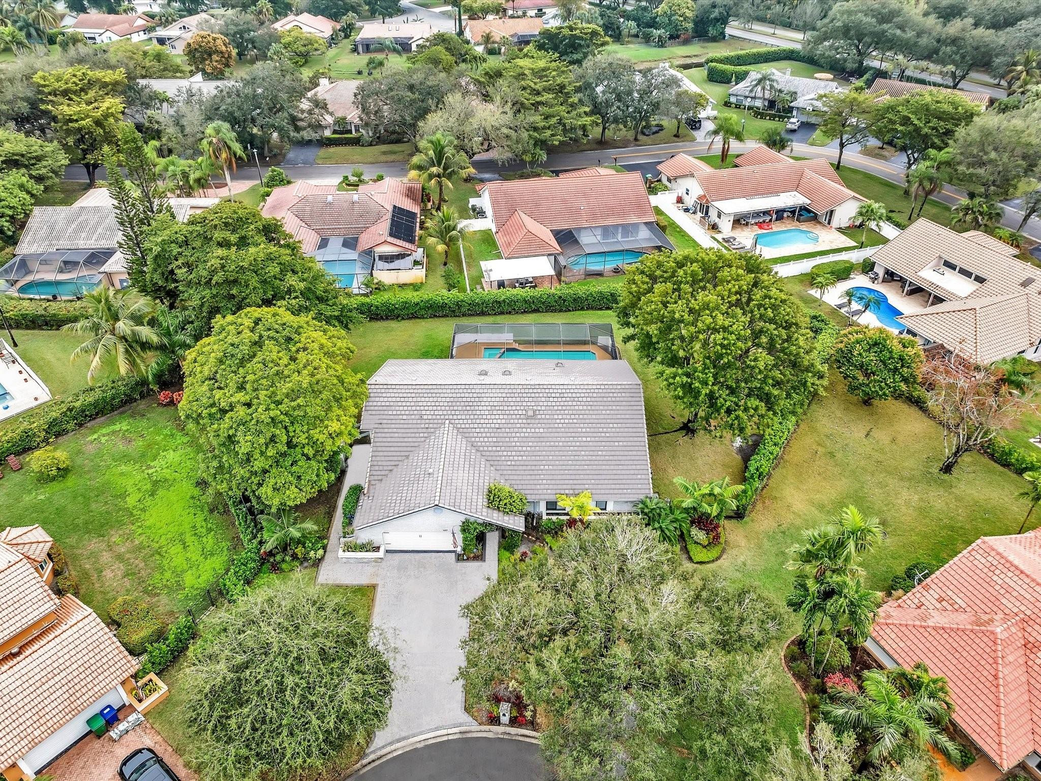 5077 NW 90th Ter