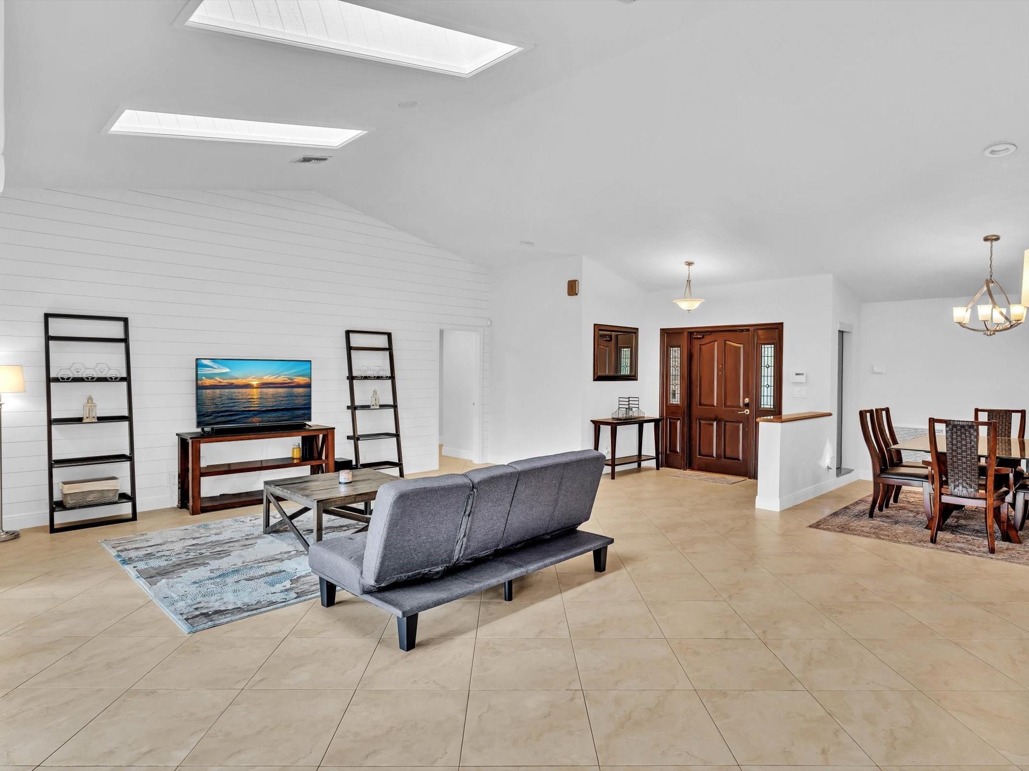 5077 NW 90th Ter