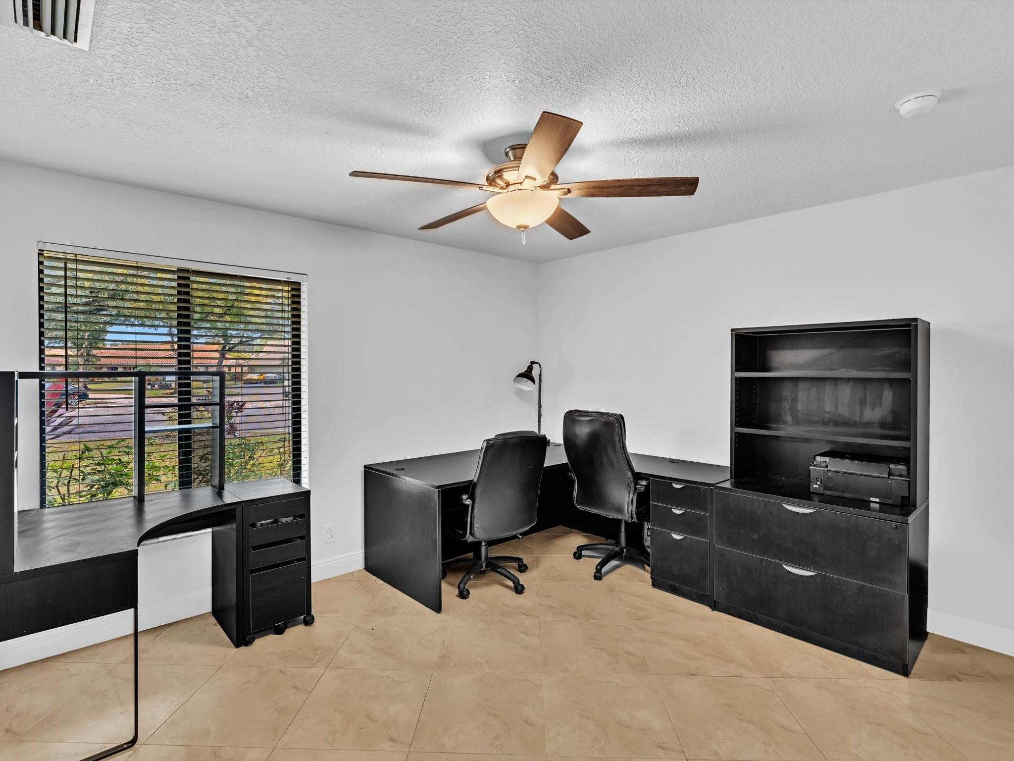 5077 NW 90th Ter