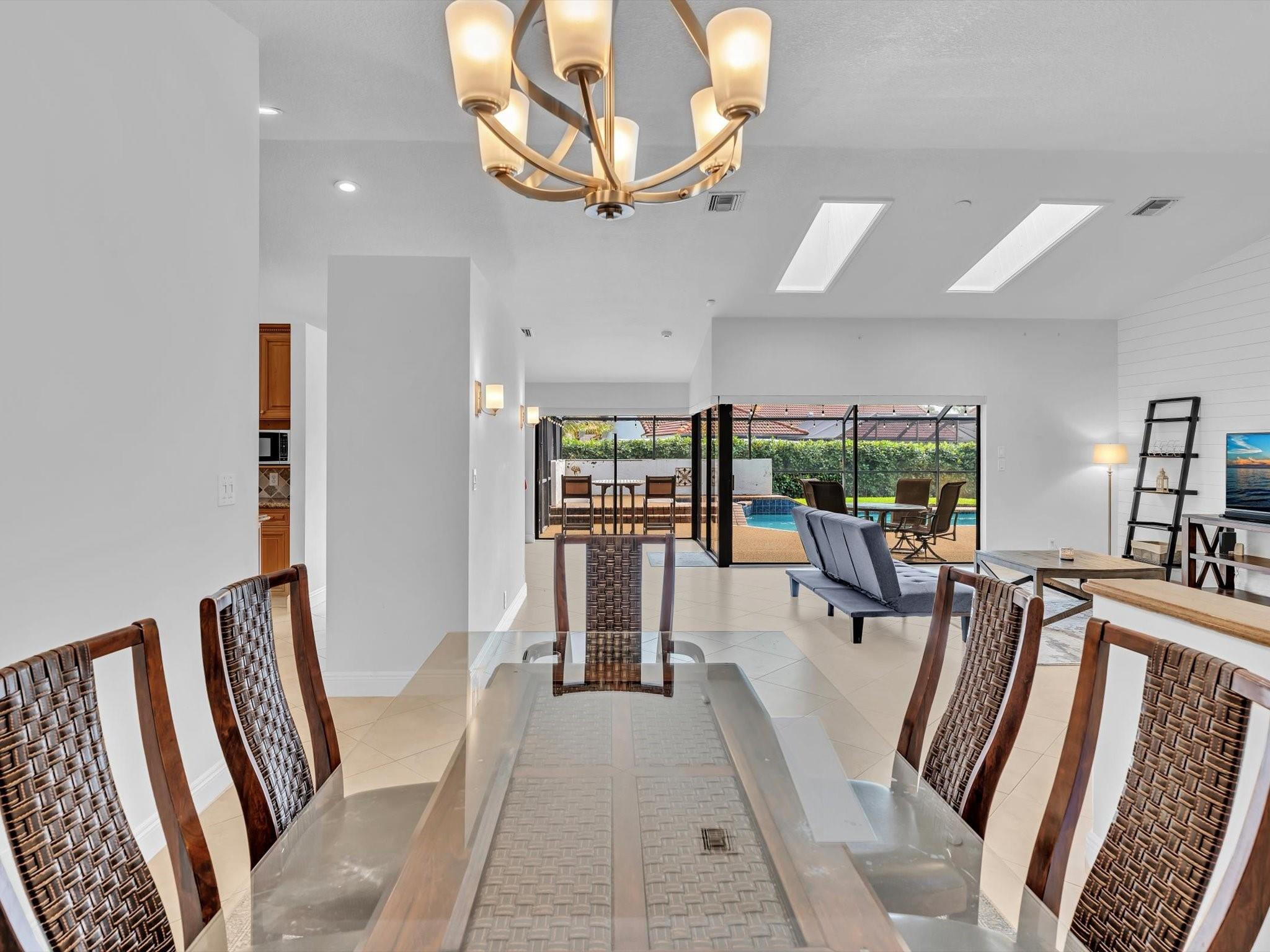5077 NW 90th Ter