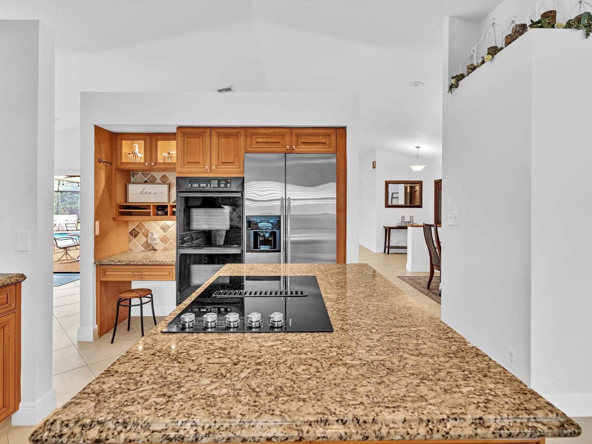 5077 NW 90th Ter