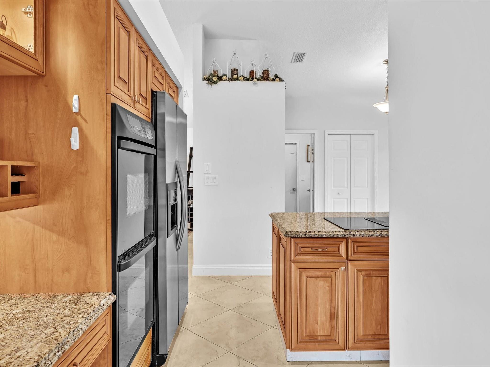 5077 NW 90th Ter